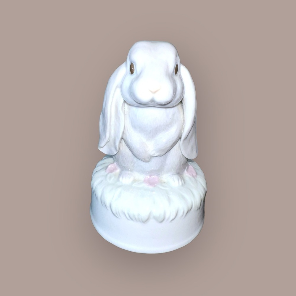 Otagiri Rabbit Wind-Up Bunny